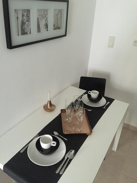 Downtown Rose Garden Apartments Whit Garage Opcional Budapeşte Dış mekan fotoğraf